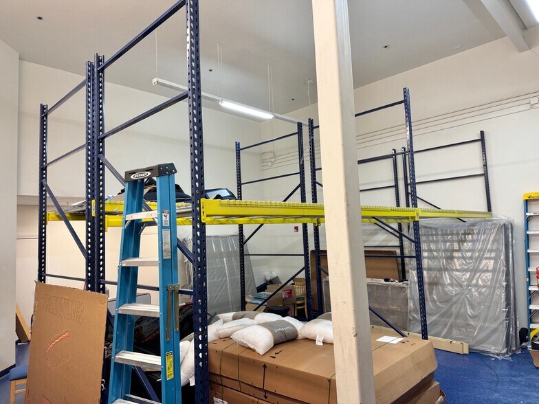 More Photos Of 1172 Fording Island Rd, Bluffton Freestanding For Sale