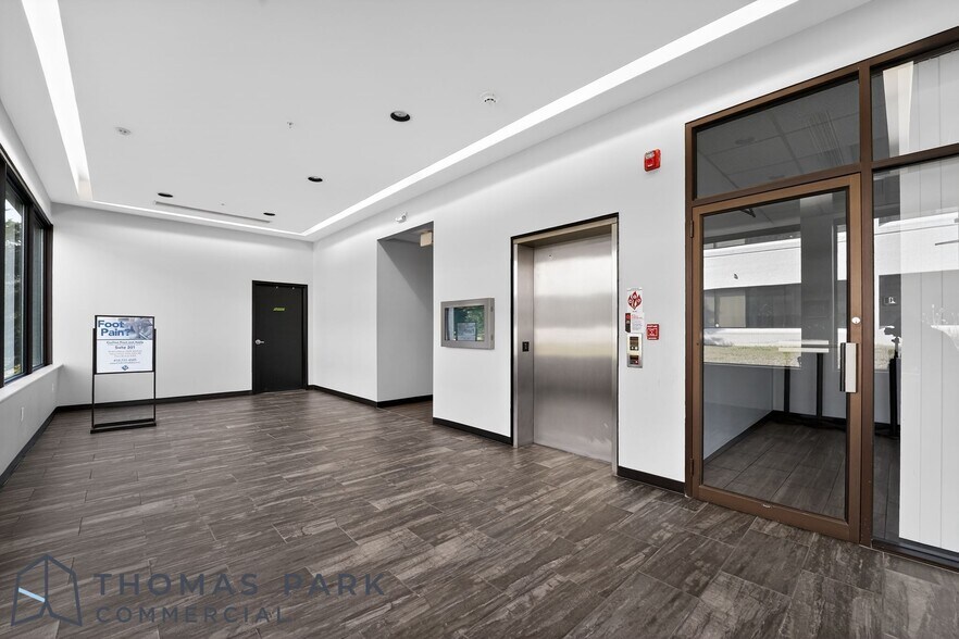 More Photos Of 1655 Crofton Blvd, Crofton Unknown For Lease