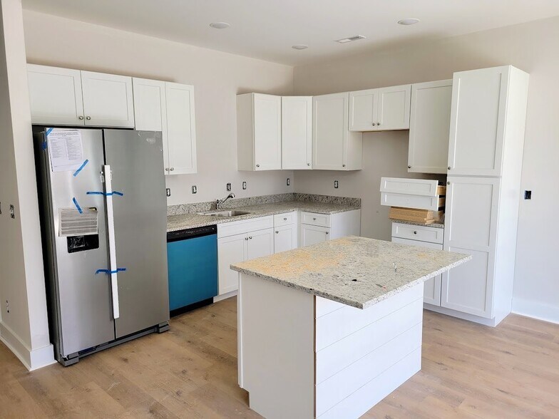 More Photos Of 1907 Gate Tower NE way, Cleveland Apartments For Sale
