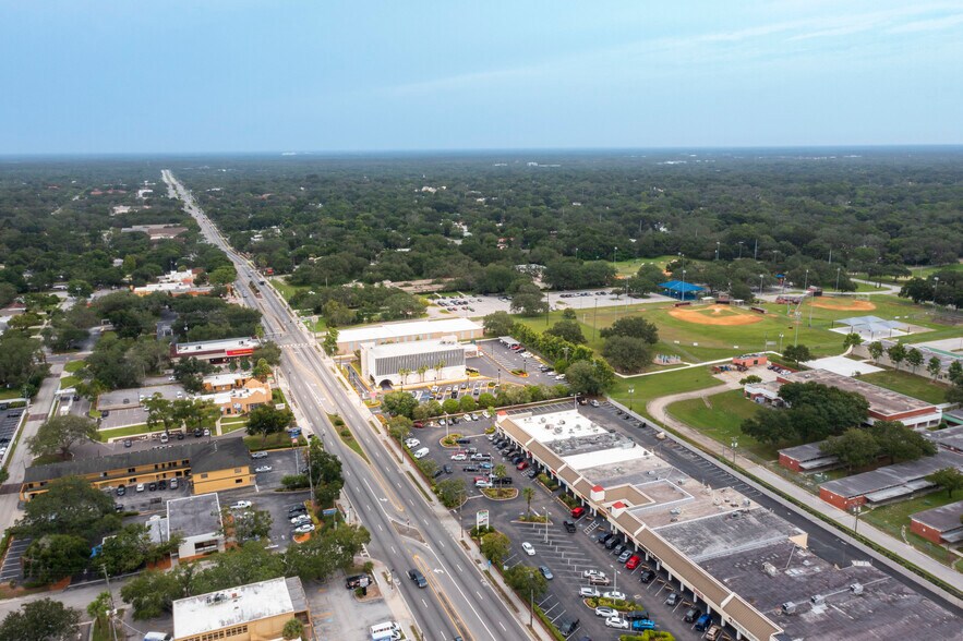 More Photos Of 9385 N 56th St, Temple Terrace General Retail For Lease