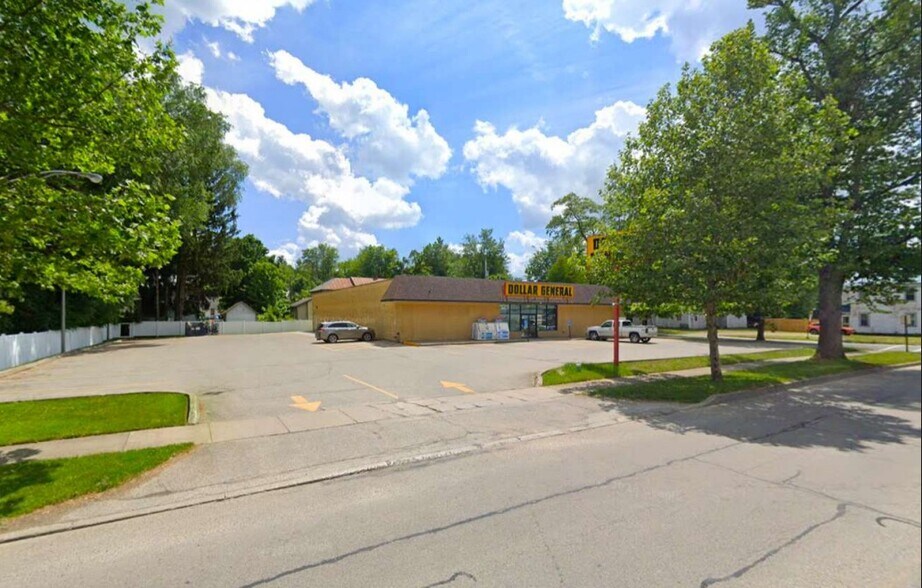 More Photos Of 406 E Main St, Corry Convenience Store For Sale