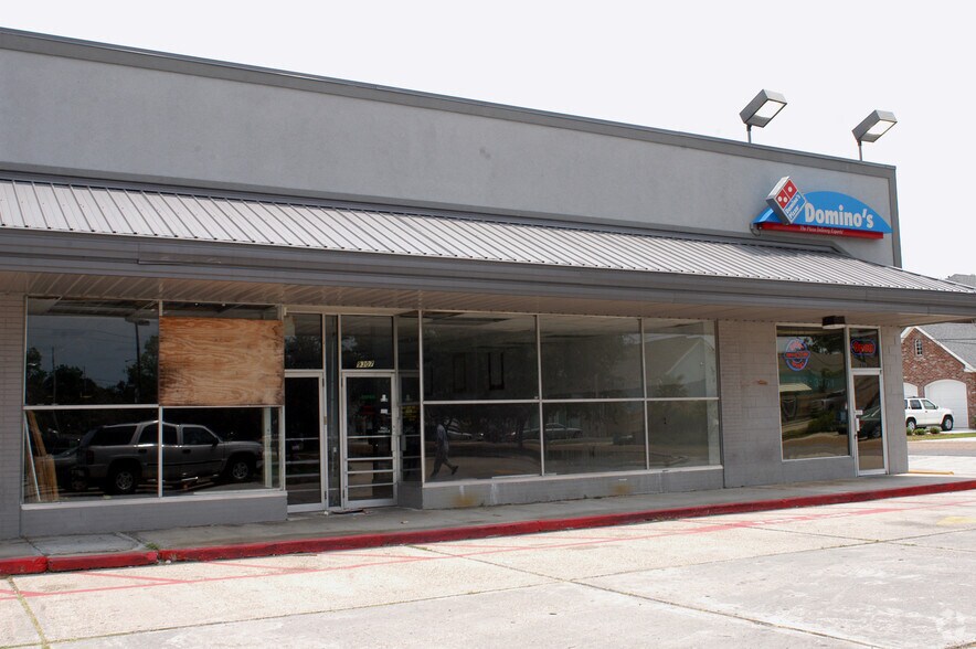 More Photos Of 9303-9323 Jefferson Hwy, River Ridge Freestanding For Lease