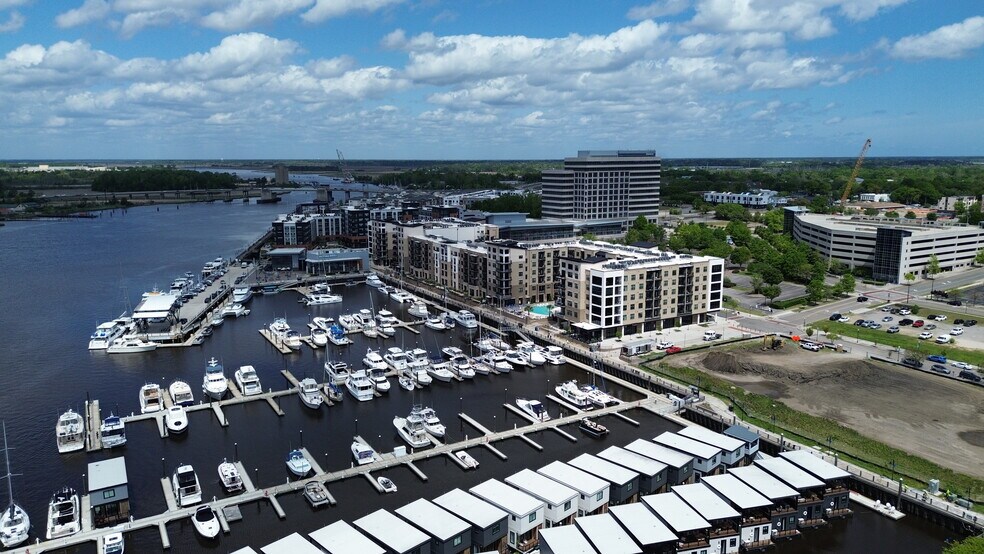 More Photos Of 901 Nutt St, Wilmington Multifamily For Sale