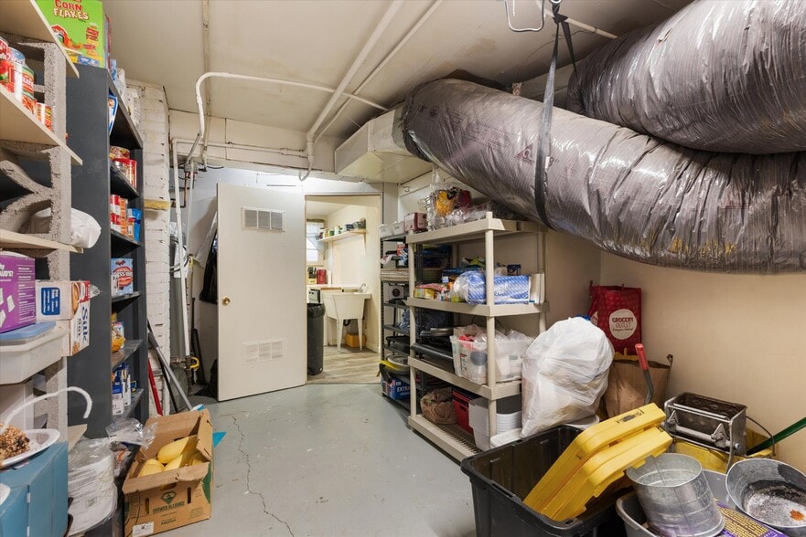 More Photos Of 2100 7th St, Baker City Specialty For Sale