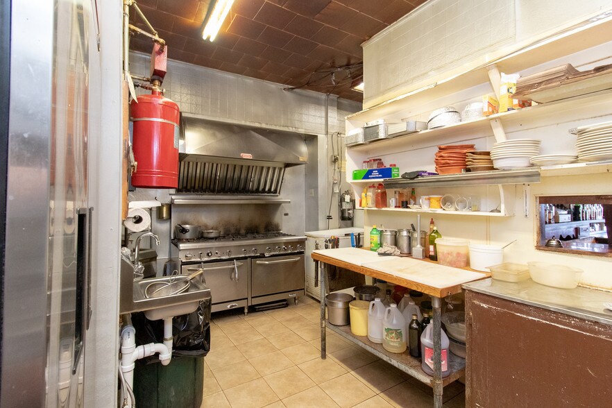 More Photos Of 172 Maple St, Naugatuck Restaurant For Sale