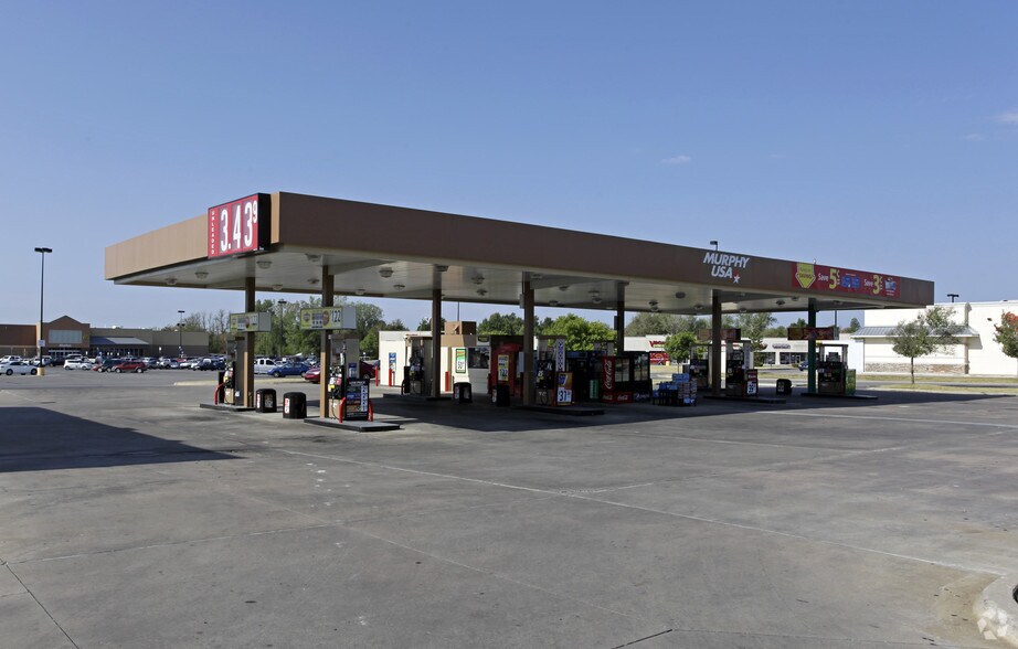 More Photos Of 2409 W Kenosha Ave, Broken Arrow Unknown For Lease