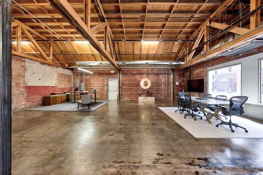 More Photos Of 111 NW 8th St, Oklahoma City Office For Sale