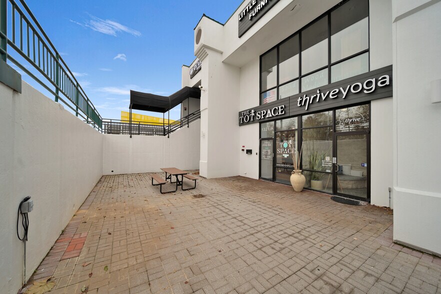 More Photos Of 1321 Rockville Pike, Rockville Freestanding For Lease