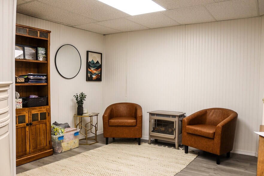 More Photos Of 426 Central Ave, Fairfield Storefront For Sale