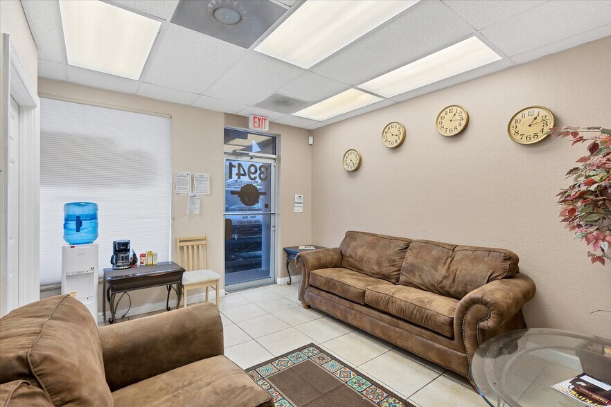 More Photos Of 3937-3957 Broadway Ave, Fort Myers Storefront Retail Residential For Sale