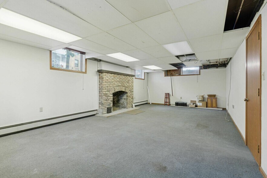 More Photos Of 2318 S 1st Ave, Minneapolis Office For Sale