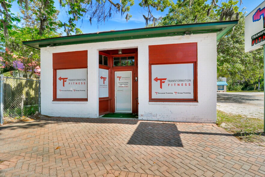 More Photos Of 307 Main Street, Ridgeland Flex For Sale