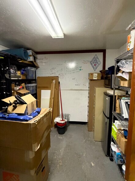 More Photos Of 103 S Milton Rd, Flagstaff General Retail For Lease