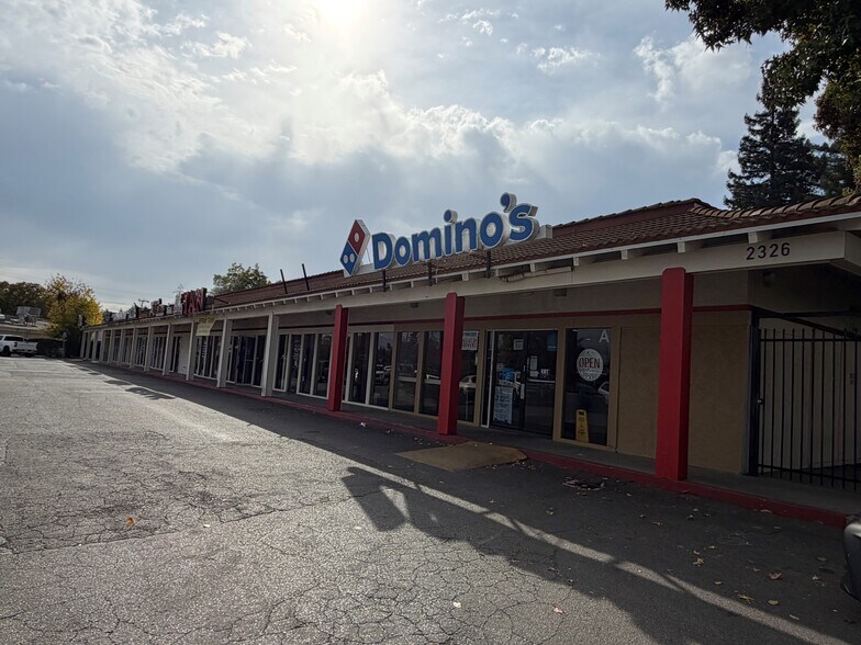 More Photos Of 2326 Fair Oaks Blvd, Sacramento Storefront For Lease