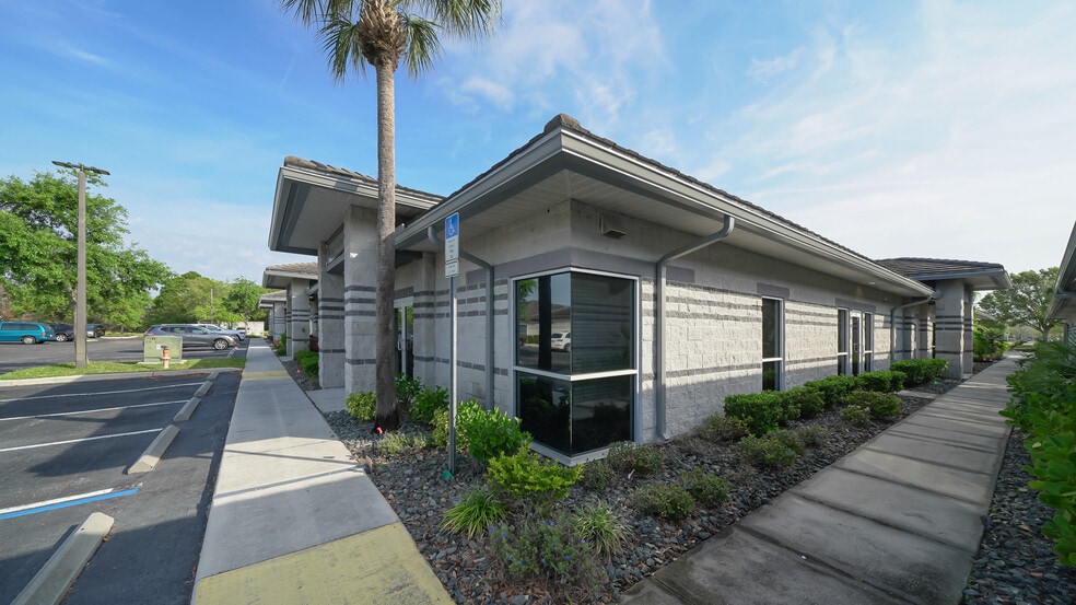 More Photos Of 7316-7320 Delainey Ct E, Sarasota Office Residential For Sale