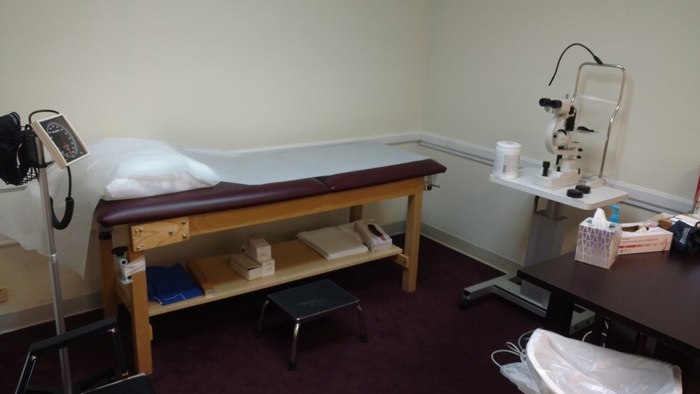 More Photos Of 536 Washington St, Abington Medical For Lease