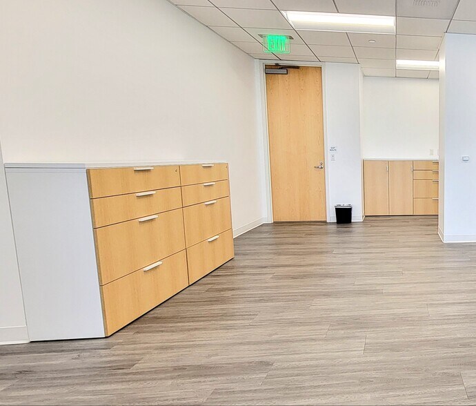 More Photos Of 10880 Wilshire Blvd, Los Angeles Loft Creative Space For Lease