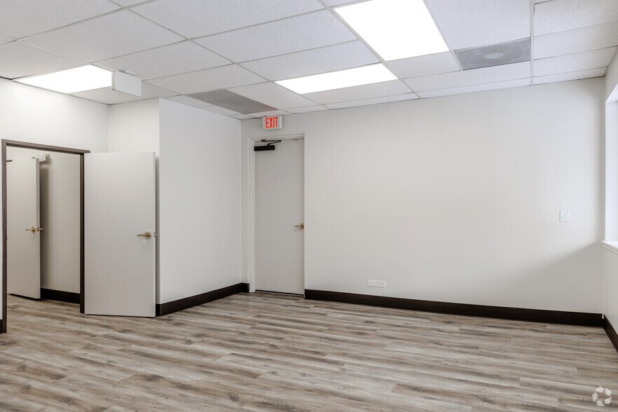 More Photos Of 8853-8859 Fox Dr, Thornton Coworking Space