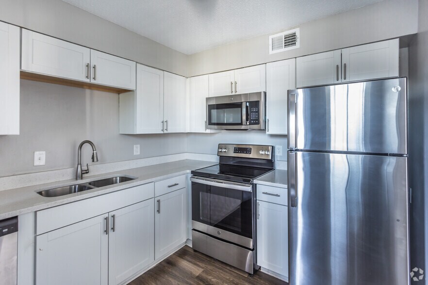 More Photos Of 1060 Merriwether Ave, Memphis Apartments For Sale