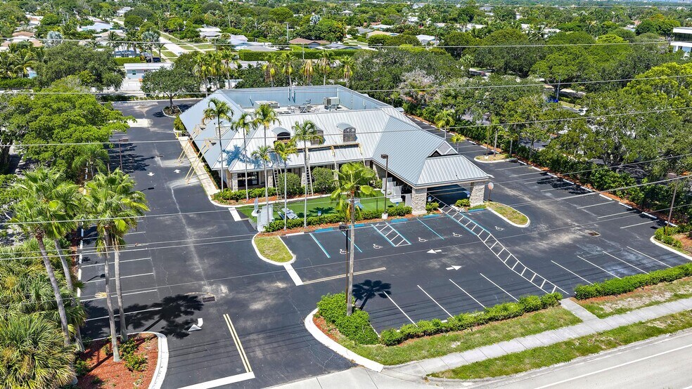 More Photos Of 661 US Highway 1, North Palm Beach Storefront Retail Office For Sale