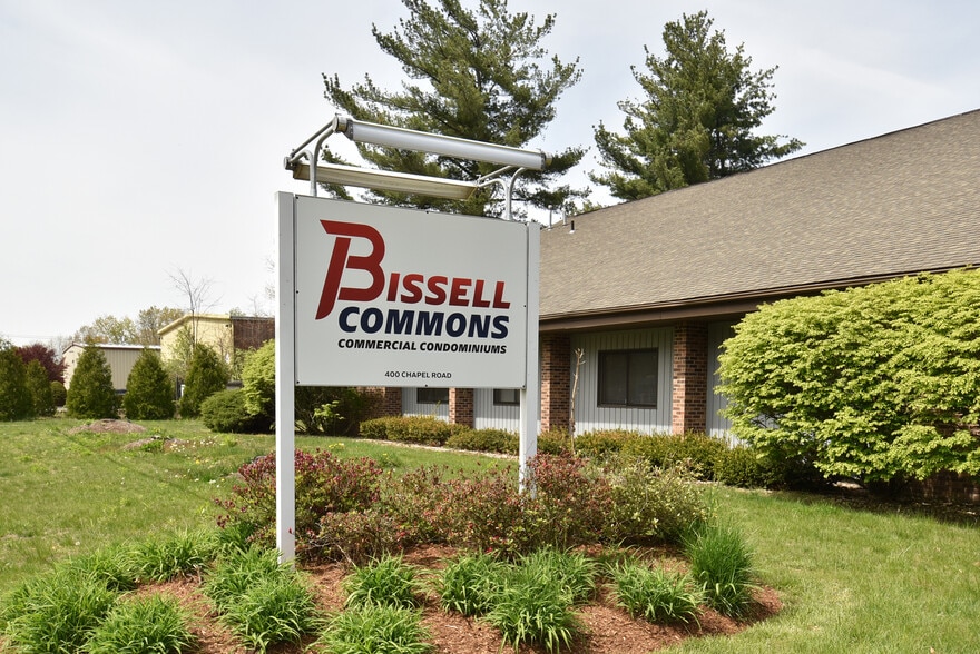 More Photos Of 400 Chapel Rd, South Windsor Light Manufacturing For Sale