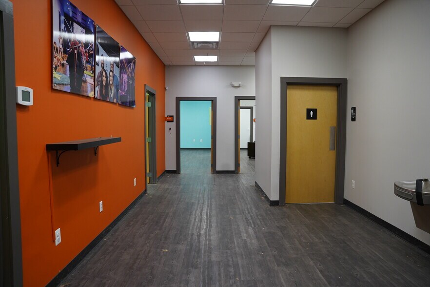 More Photos Of 7595 Martinsburg Pike, Shepherdstown Office For Sale