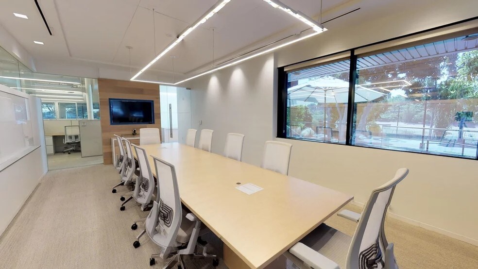 More Photos Of 2220 N University Dr, Newport Beach Office For Lease
