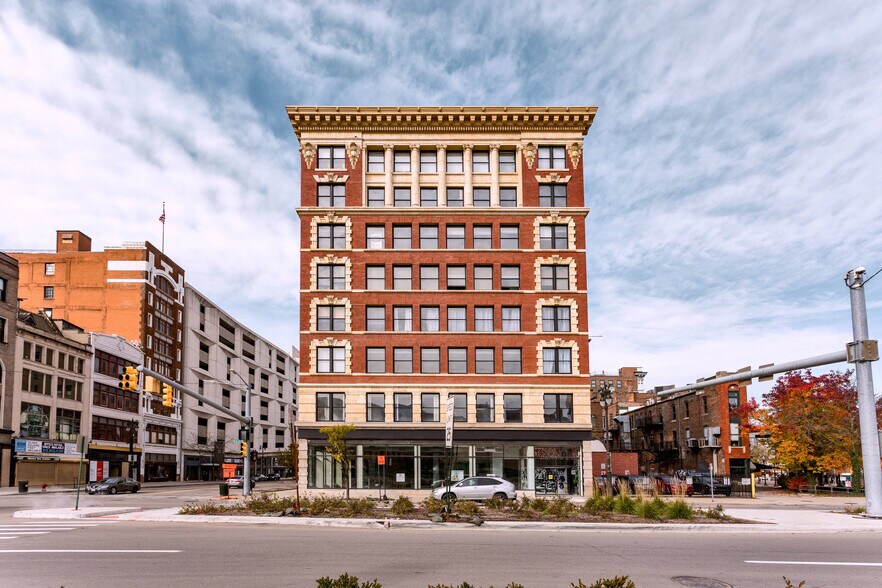 More Photos Of 1300 Broadway St, Detroit Office For Lease