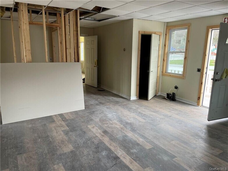 More Photos Of 12 Short Ave, Parksville Religious Facility For Sale