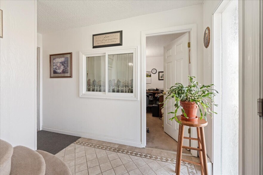 More Photos Of 205 A St, Fairbanks Apartments For Sale