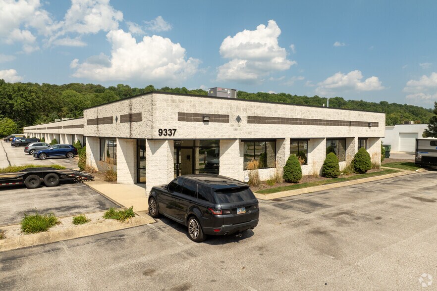 Primary Photo Of 9337 Ravenna Rd, Twinsburg Flex For Sale
