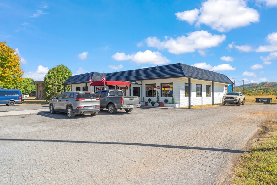 More Photos Of 128 Bank St, Tellico Plains Restaurant For Sale