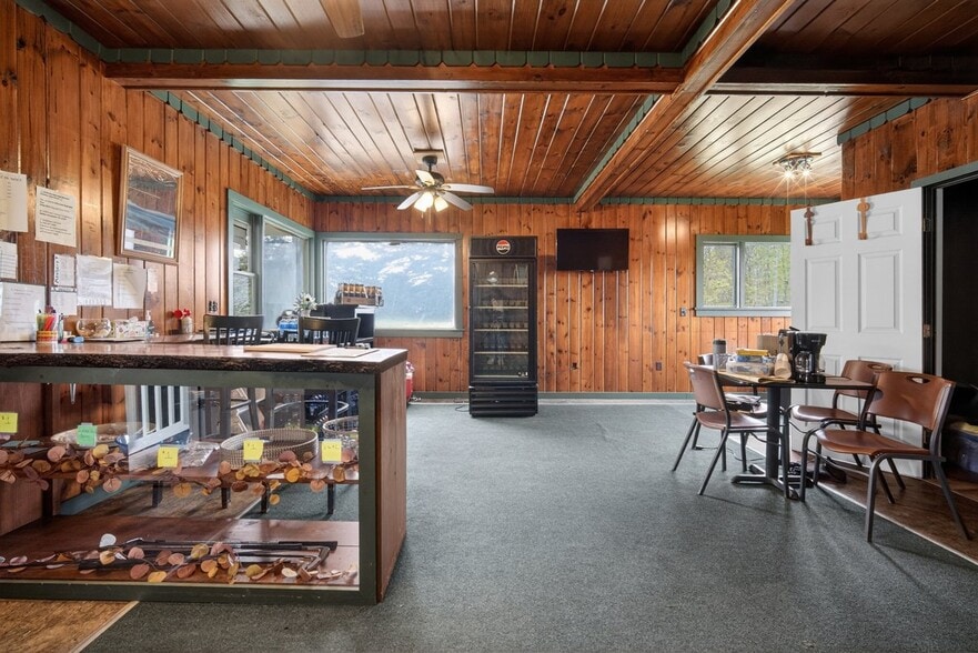 More Photos Of 301 N Kingsboro Ave, Gloversville Golf Course Driving Range For Sale