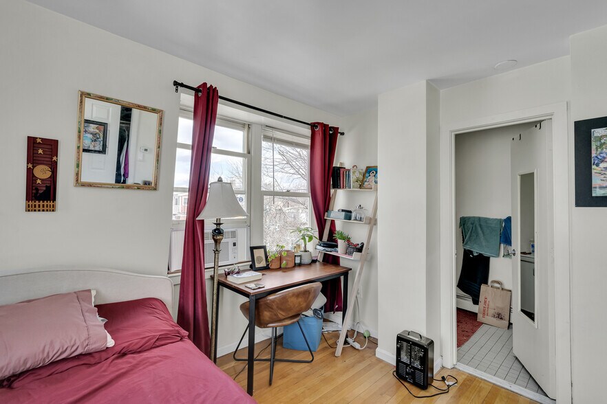 More Photos Of 2 Hingham St, Cambridge Multifamily For Sale