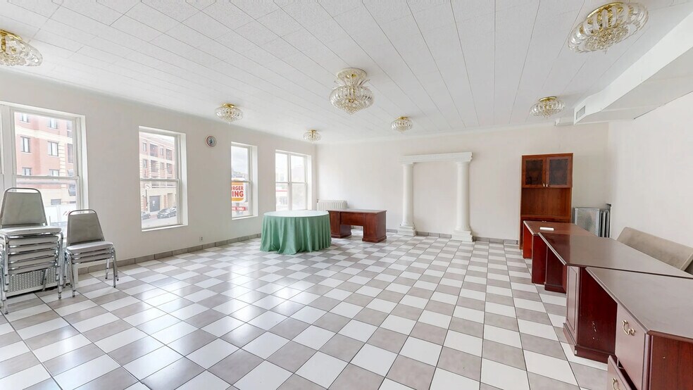 Primary Photo Of 2804-2806 W Belmont Ave, Chicago Office For Lease