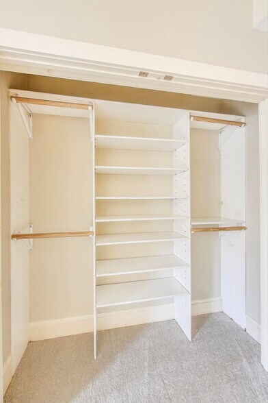 More Photos Of 1324 10th St NW, Washington Apartments For Sale