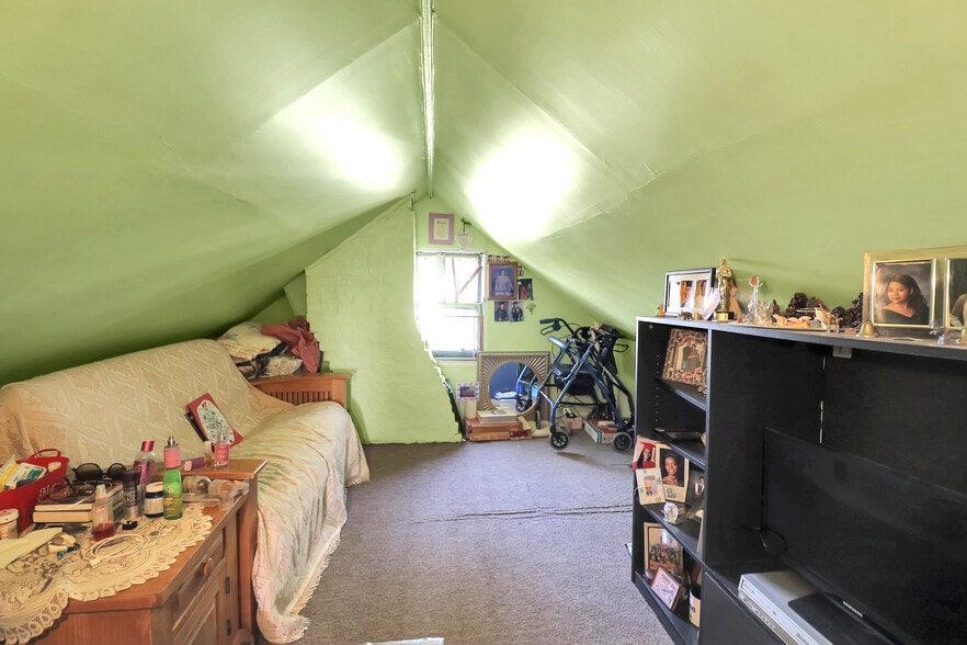 More Photos Of 600 Adams Ave, Elizabeth Restaurant For Sale