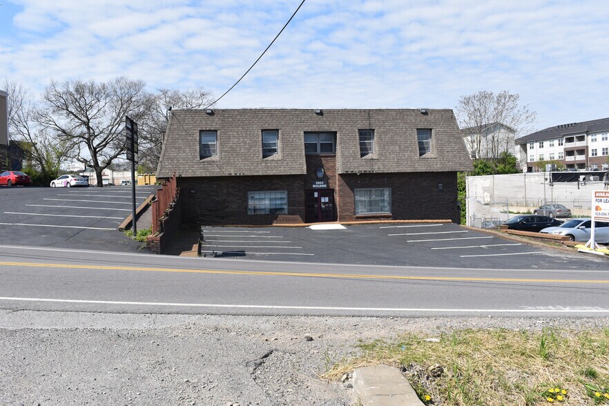 More Photos Of 2803 Foster Ave, Nashville Warehouse For Lease