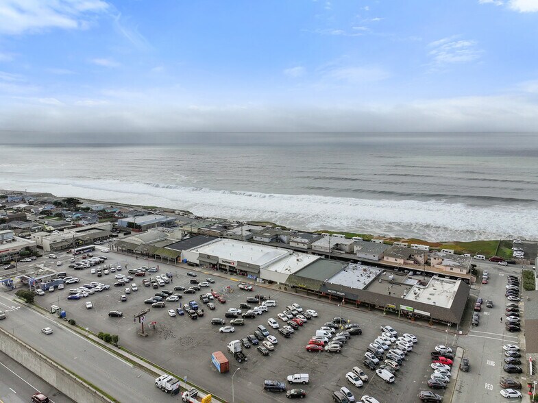 More Photos Of 482 Manor Plz, Pacifica Storefront For Sale