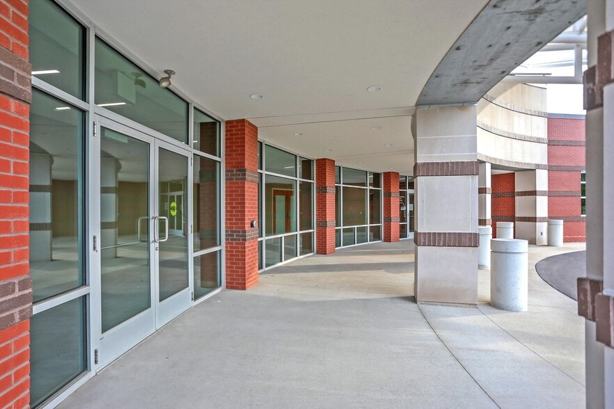 More Photos Of 1000 S US Highway 31, Greenwood Medical For Sale