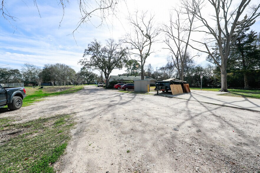 More Photos Of 3339 Marks Rd, Houston Warehouse For Sale
