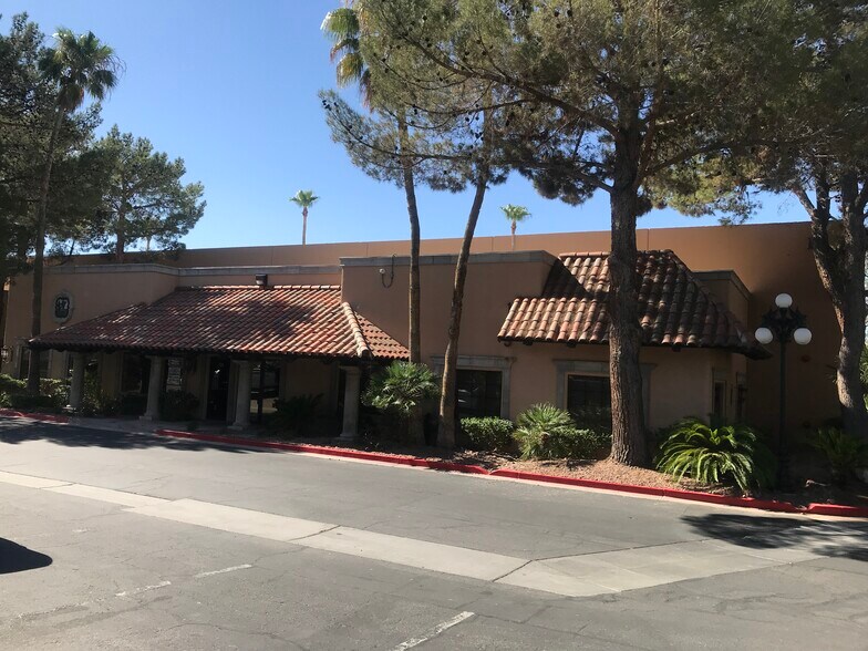 More Photos Of 145 E Reno Ave, Las Vegas Airplane Hangar For Sale