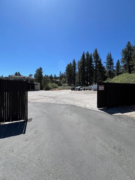 More Photos Of 735 Stocker Rd, Big Bear Lake Storefront Retail Office For Sale
