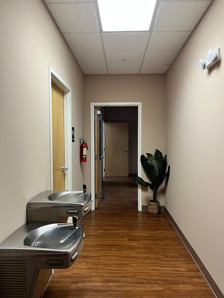More Photos Of 280 Executive Park Dr, Concord Medical For Lease