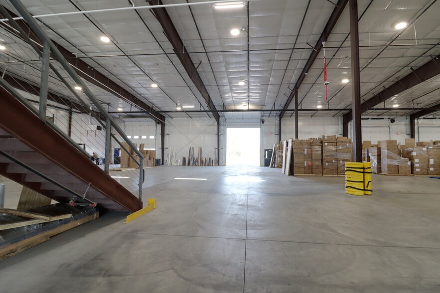 More Photos Of 6987 Rickenbacker Rd, Loveland Warehouse For Sale
