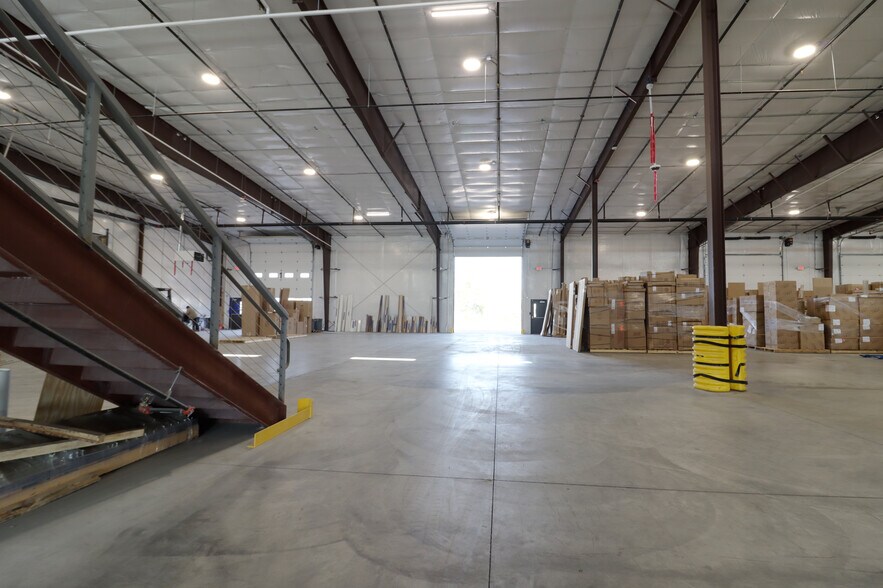 More Photos Of 6987 Rickenbacker Rd, Loveland Warehouse For Sale