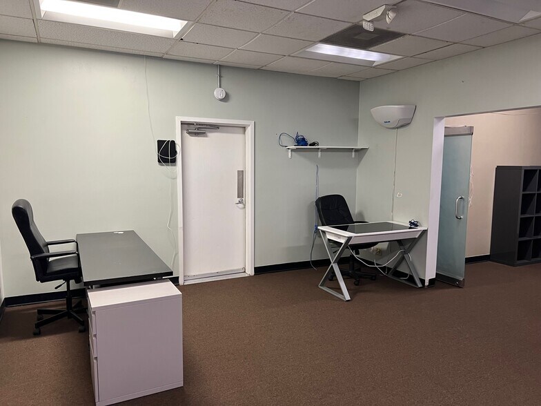 More Photos Of 446 S Towne Ave, Los Angeles Food Processing For Lease