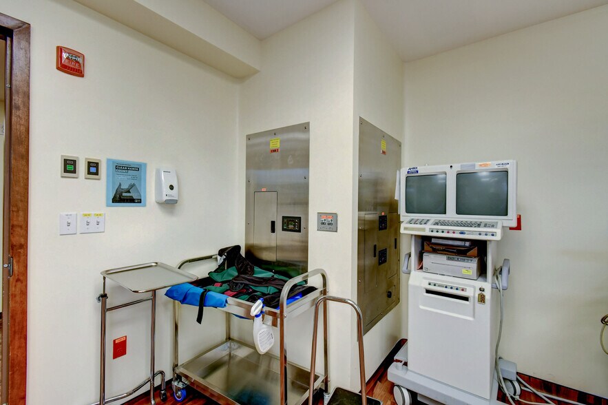 More Photos Of 2314 Seacrest Blvd, Boynton Beach Medical For Lease