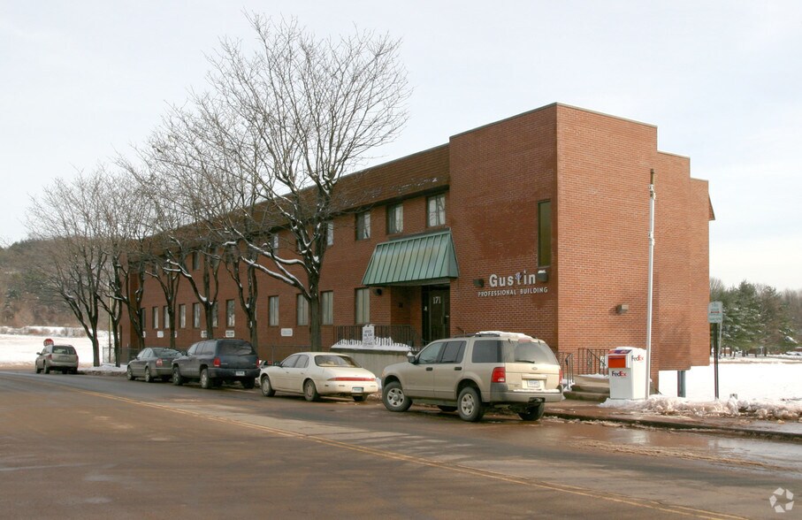 More Photos Of 171 Market Sq, Newington Office For Lease