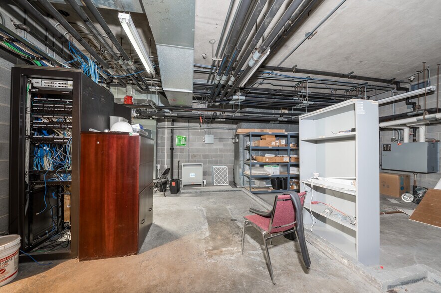 More Photos Of 347 W Main St, Clarksburg Office For Sale